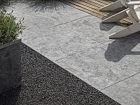 Assortiment natuursteen bestrating