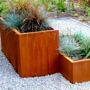 Cortenstaal plantenbak Rechthoek 30x50 H=40 cm MET bodemplaat + wielen