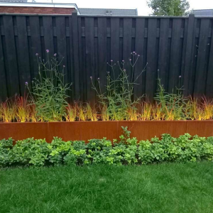 Cortenstaal plantenbak Rechthoek XL 400x50 H=30 cm MET bodemplaat