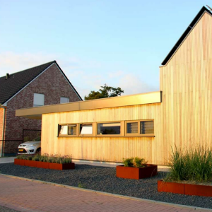 Cortenstaal plantenbak Rechthoek XL 400x60 H=60 cm MET bodemplaat