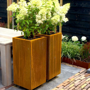 Cortenstaal plantenbak Vierkant 40x40 H=60 cm MET bodemplaat + voeten
