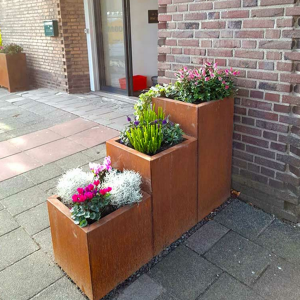 Cortenstaal plantenbak Vierkant Trapmodel 3 stuks 50x50 H=40+60+80 cm ZONDER bodemplaat