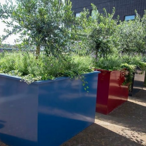 Gepoedercoat staal plantenbak Rechthoek XL 300x60 H=40 cm - Andere RALkleur - MET bodemplaat
