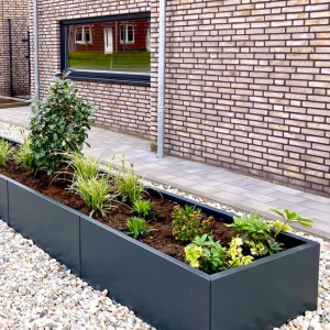Gepoedercoat staal plantenbak Rechthoek XL 320x60 H=60 cm - Antraciet (RAL7016) MET bodemplaat