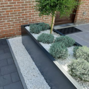 Gepoedercoat staal plantenbak Rechthoek XL 480x30 H=80 cm - Zwart (RAL9005) MET bodemplaat