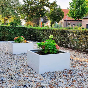Gepoedercoat staal plantenbak Vierkant 70x70 H=70 cm MET bodemplaat + wielen - Wit (RAL9010)