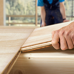 Underlayment 18mm Elliottis Pine C-/C+ 244x122cm Mes en Groef
