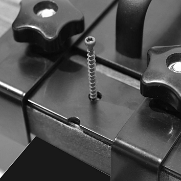 TimberTouch Mal t.b.v. van positioneren schroeven. tussen-model