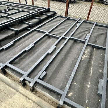 TimberTouch Kunststof onderregel 4x8x280cm Grijs