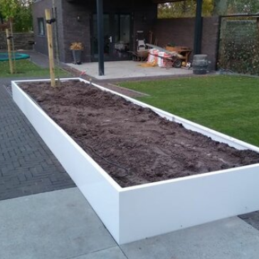 Gepoedercoat staal plantenbak Rechthoek XL 480x100 H=30 cm - Wit (RAL9010) MET bodemplaat