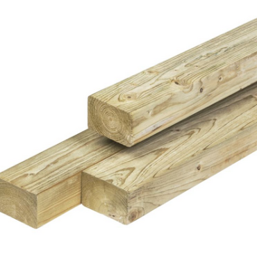 Noord-Europees vuren timmerhout groen geimpregneerd. gedroogd. geschaafd 4rh 4.5x7.0x450 cm