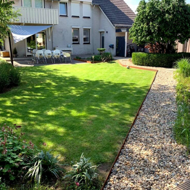 Cortenstaal kantopsluiting geplet 230mm (lengte strip 240 cm) complete set voor 24m1