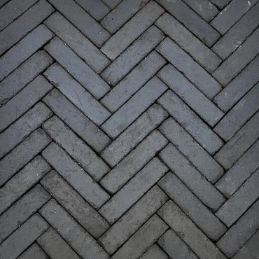 UDF 60 aurora getrommeld