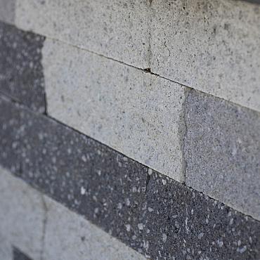 Gevelst. Rox 37.7x9x8.9 noors grijs