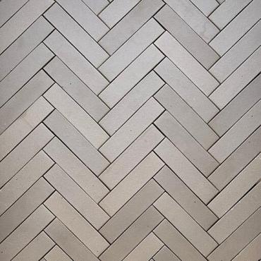 UWF 60 camila ongetrommeld