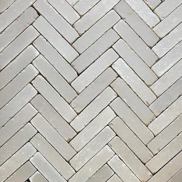 UWF 60 romina getrommeld