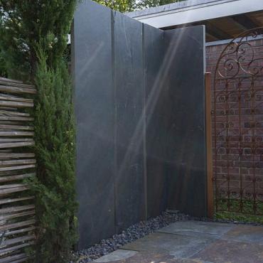 MUURELEMENT BLACK SLATE 250X50X4-6.5 CM (UITLOPEND)