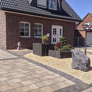 PALISSADE BLACK PEARL BASIC 12X12X75CM **UITLOPEND**